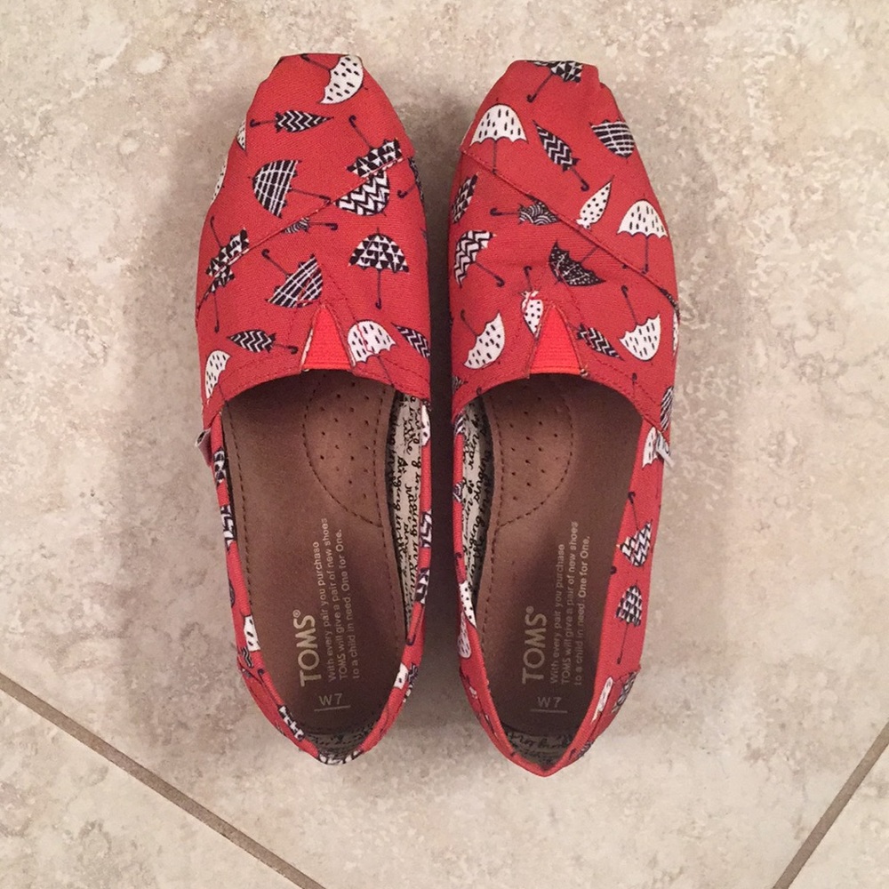 TOMS umbrella classics